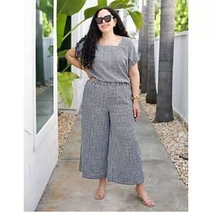 Girl With Curves Regular Pull On Culotte Pant sz S NWOT # C853